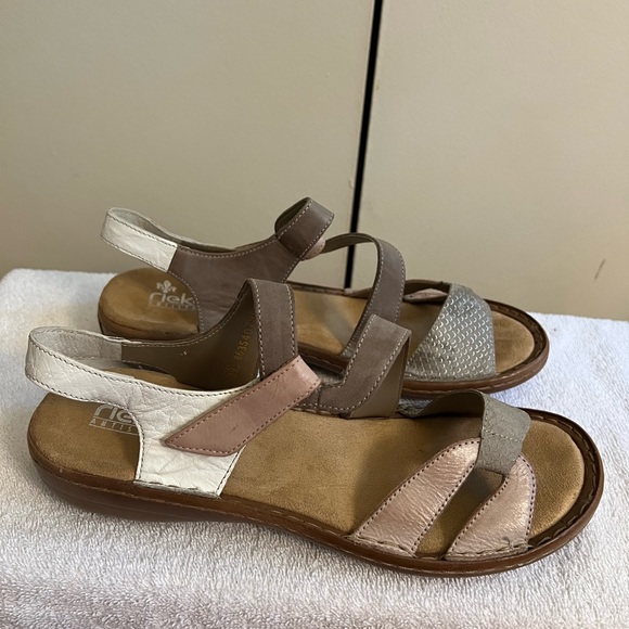 🌸🌸NIB Mult-colored Leather Rieker Sandals 🌸🌸 - Picture 4 of 10